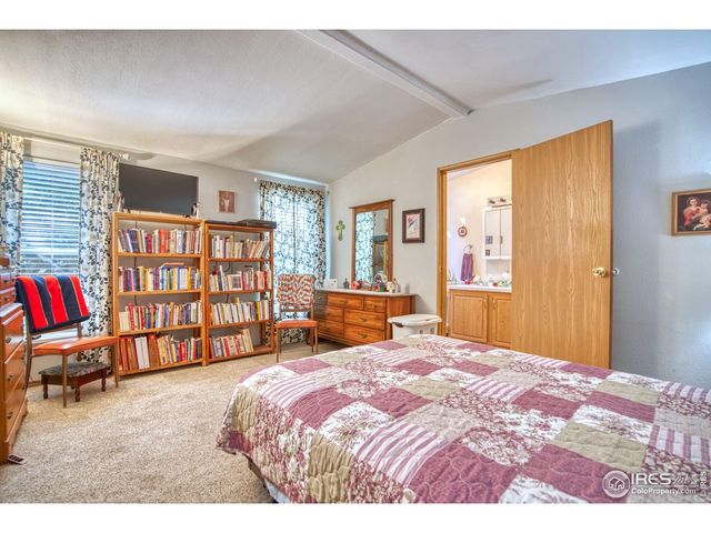 605 W 57th St 20, Loveland, CO 80538