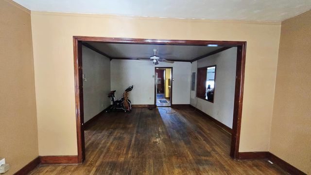 1330 S PARKWAY AVE E, Memphis, TN 38106