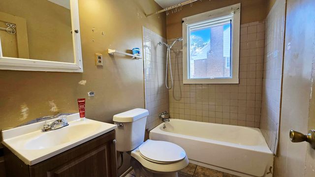 1330 S PARKWAY AVE E, Memphis, TN 38106