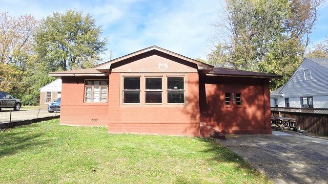 1330 S PARKWAY AVE E, Memphis, TN 38106