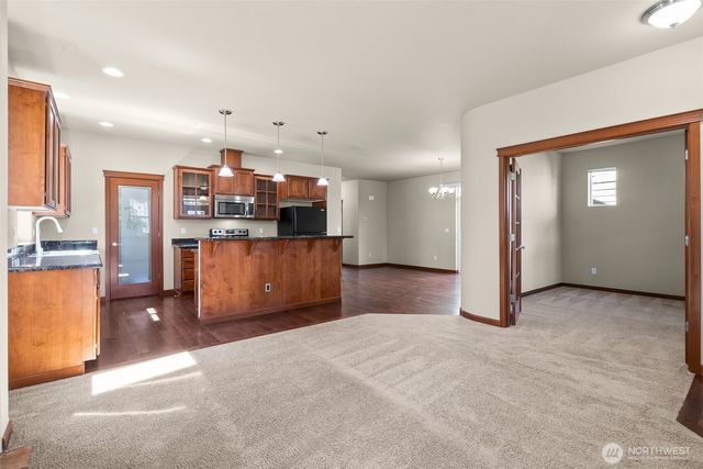 2309 43rd Avenue SE, Puyallup, WA 98374