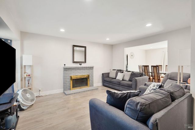 2363 Oceanic Ct, Fairfield, CA 94533