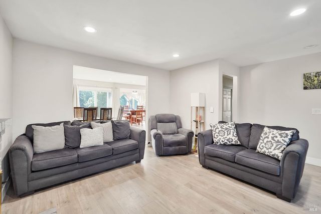 2363 Oceanic Ct, Fairfield, CA 94533