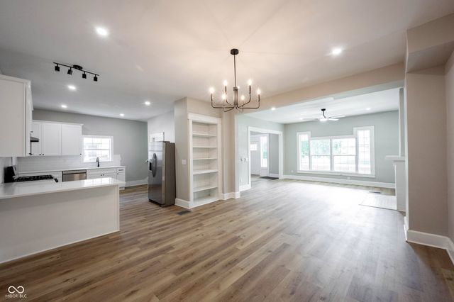 2934 Boulevard Place, Indianapolis, IN 46208