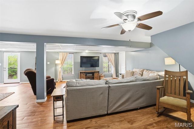 6400 Mill View Drive, Byrnes Mill, MO 63051