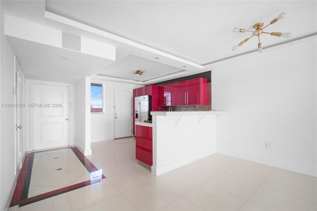18601 NE 14th Ave 409, Miami, FL 33179