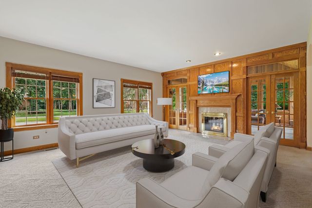 3048 Brampton Lane, Dyer, IN 46311