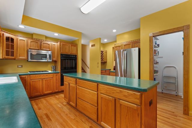 3048 Brampton Lane, Dyer, IN 46311