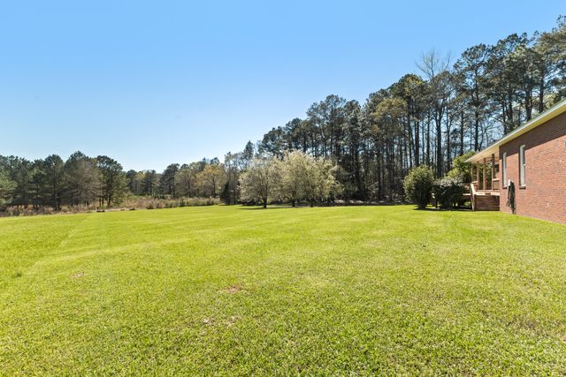 49 Central Church Rd., Purvis, MS 39475