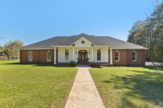 49 Central Church Rd., Purvis, MS 39475