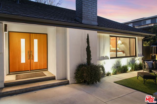 3584 Sepulveda Boulevard, Sherman Oaks, CA 91403