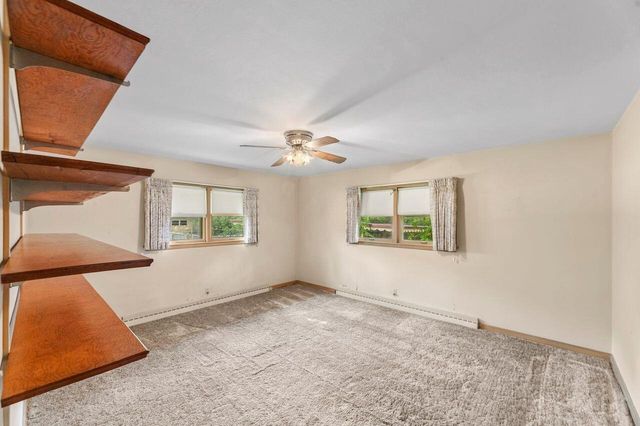 2300 Kevenauer DRIVE, Brookfield, WI 53005
