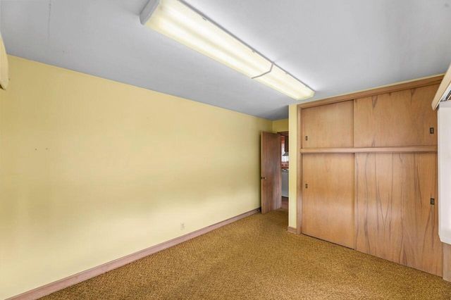 2300 Kevenauer DRIVE, Brookfield, WI 53005