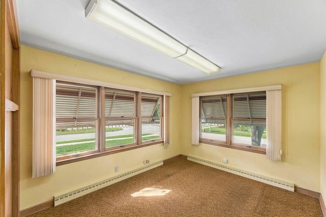 2300 Kevenauer DRIVE, Brookfield, WI 53005