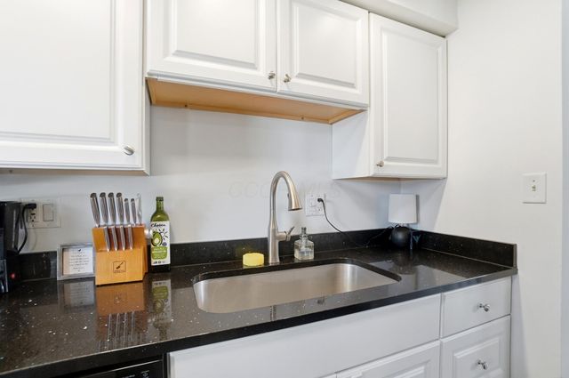 2436 Onyx Court, Grove City, OH 43123