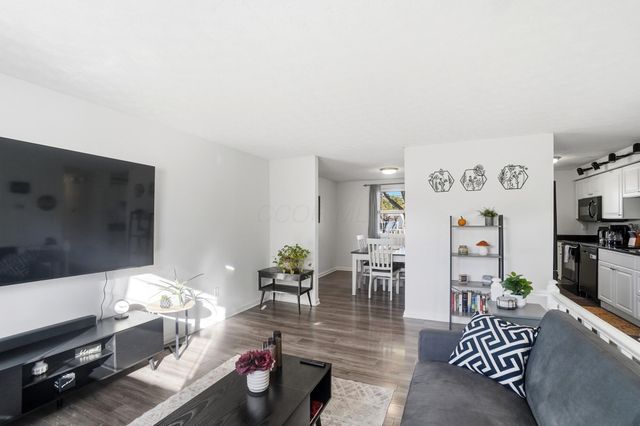 2436 Onyx Court, Grove City, OH 43123