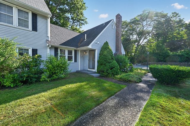 12 State Rd 2E, Plymouth, MA 02360