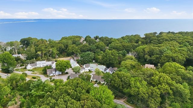 12 State Rd 2E, Plymouth, MA 02360