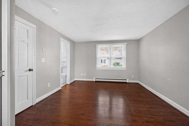 12 State Rd 2E, Plymouth, MA 02360