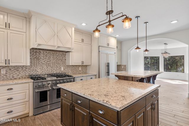 21824 Sunnybrook Drive, Tehachapi, CA 93561