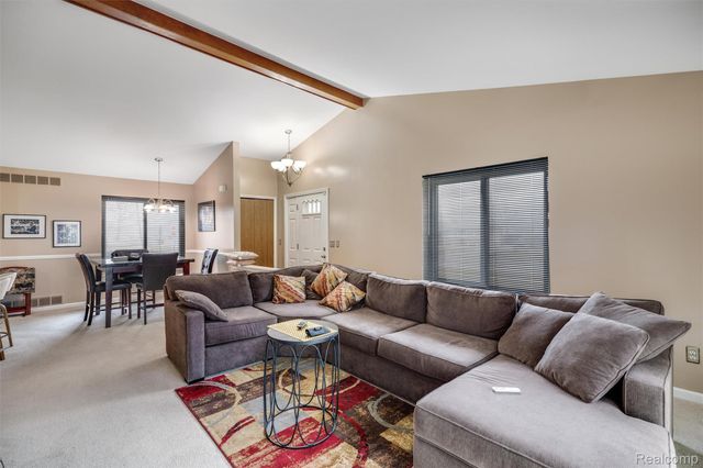 31896 Cristina Drive, Roseville, MI 48066