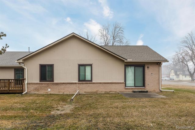 31896 Cristina Drive, Roseville, MI 48066