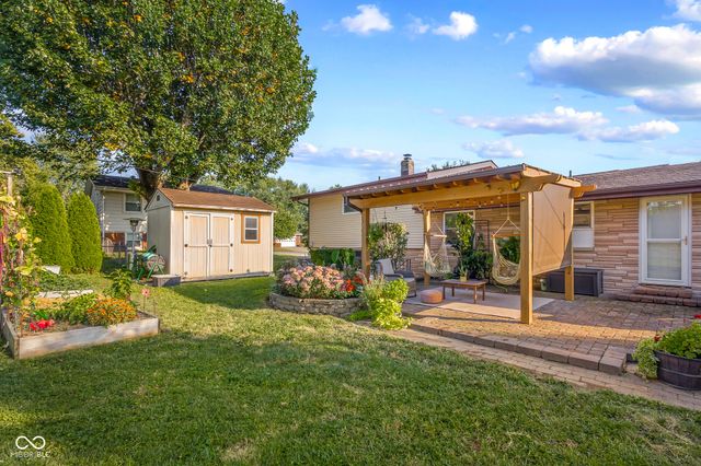 3035 Beech Court, Columbus, IN 47203