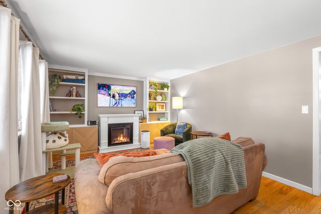 3035 Beech Court, Columbus, IN 47203