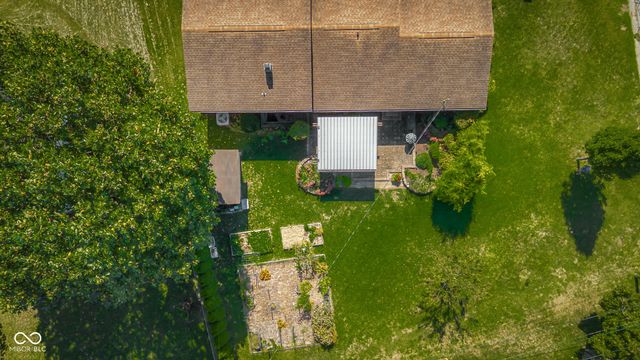 3035 Beech Court, Columbus, IN 47203