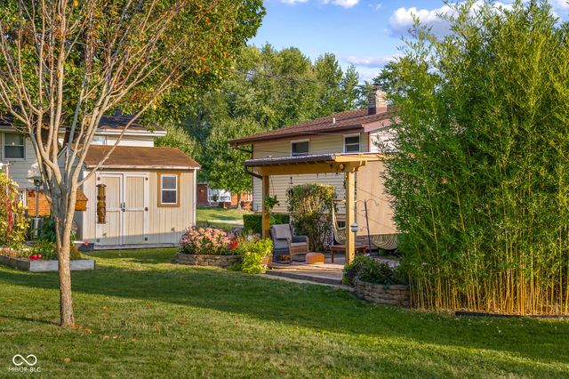 3035 Beech Court, Columbus, IN 47203