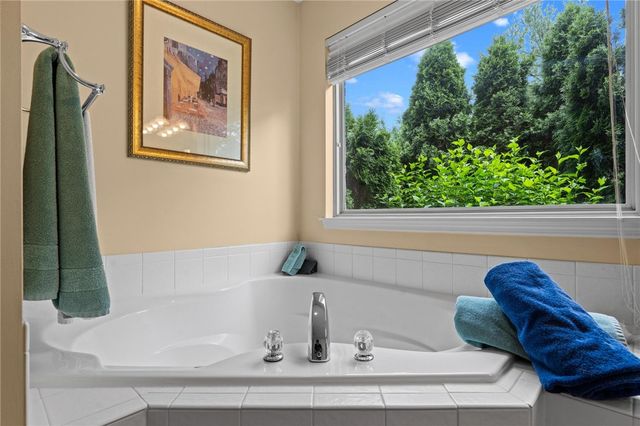 4001 Blue Springs Drive, Monroe, OH 45050