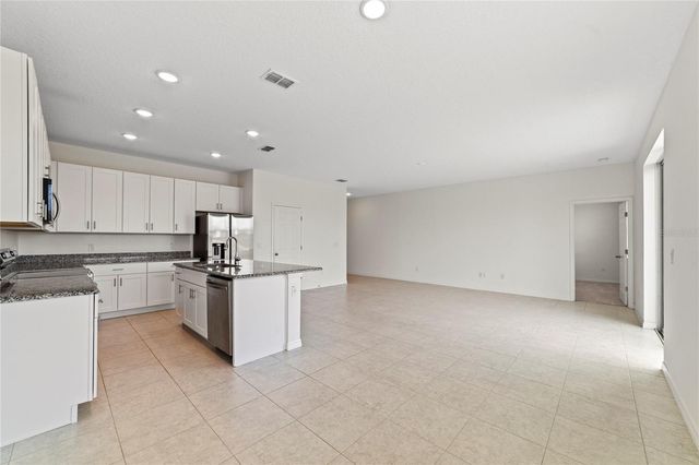 662 FAIRVIEW AVENUE, Haines City, FL 33844