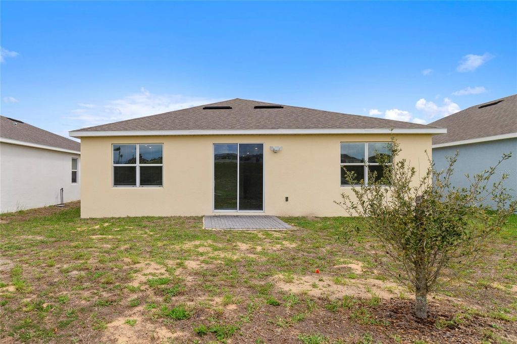 Image 23 of property listing at 662 FAIRVIEW AVENUE, Haines City, FL 33844