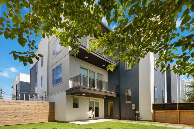 5914 Val Verde Street, Houston, TX 77057