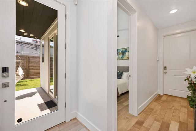 5914 Val Verde Street, Houston, TX 77057