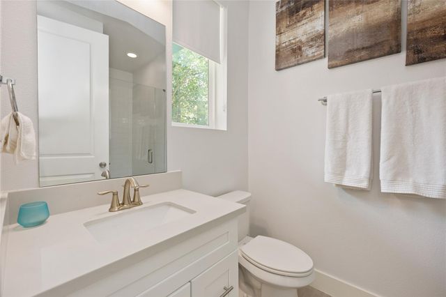 5914 Val Verde Street, Houston, TX 77057