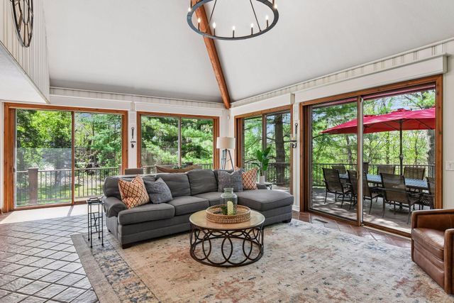 18217 Woolman Drive, Minnetonka, MN 55345