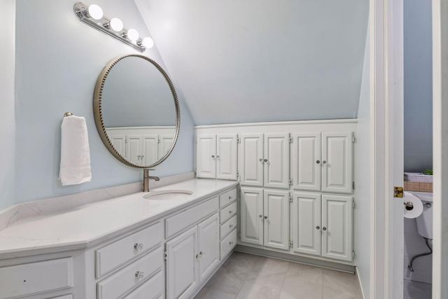 18217 Woolman Drive, Minnetonka, MN 55345