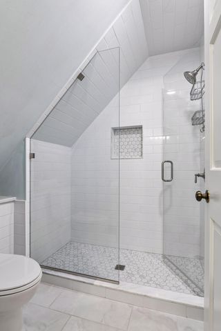 18217 Woolman Drive, Minnetonka, MN 55345
