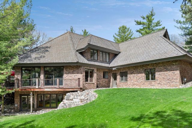 18217 Woolman Drive, Minnetonka, MN 55345