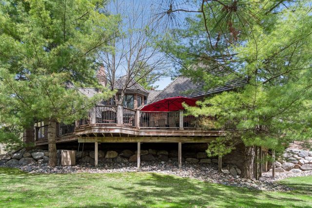 18217 Woolman Drive, Minnetonka, MN 55345