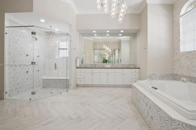 12922 Grand Oaks Drive, Davie, FL 33330
