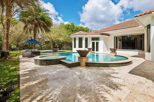 12922 Grand Oaks Drive, Davie, FL 33330