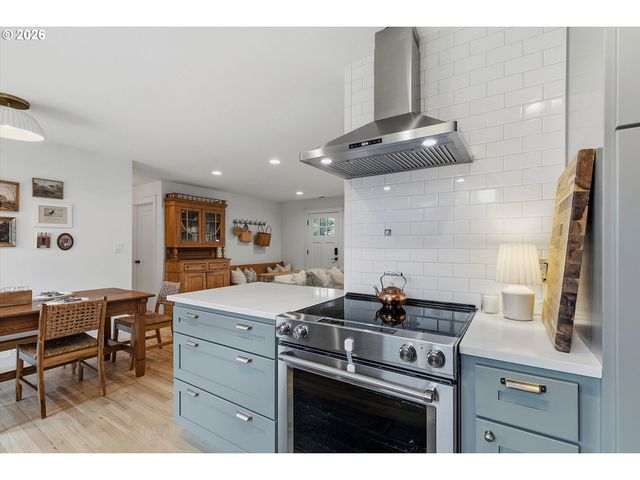 605 Ne OREGON St, Mc Minnville, OR 97128