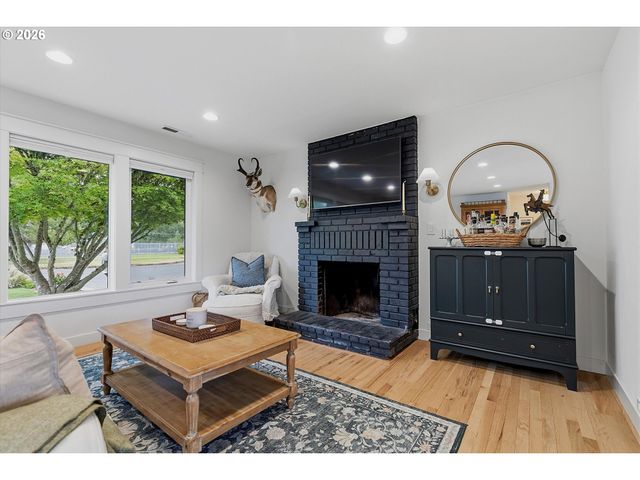 605 Ne OREGON St, Mc Minnville, OR 97128