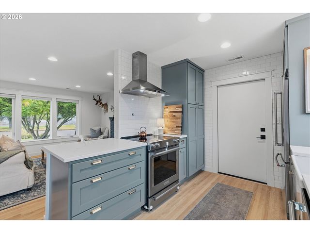 605 Ne OREGON St, Mc Minnville, OR 97128