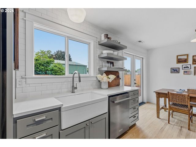 605 Ne OREGON St, Mc Minnville, OR 97128