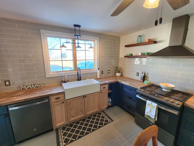 6584 Holloway Road, Britton, MI 49229