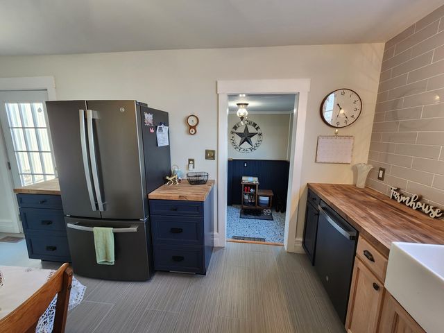 6584 Holloway Road, Britton, MI 49229