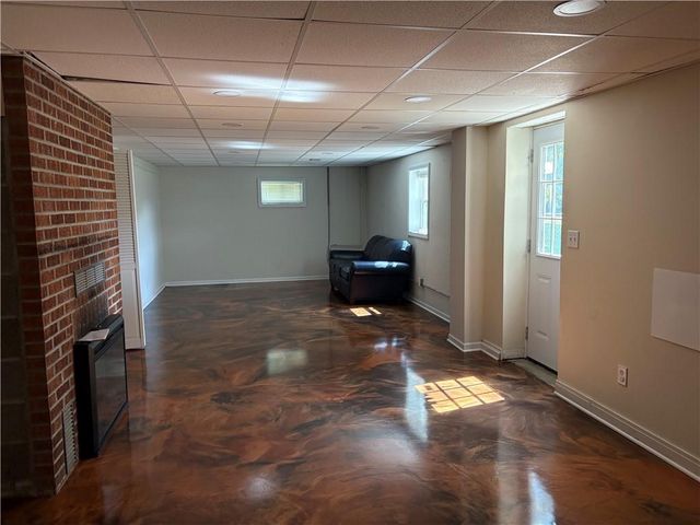 2405 E Mechanic Street, Harrisonville, MO 64701
